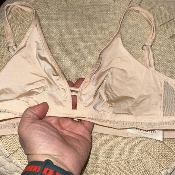 Bralette Uniform by Nikki Dekker size Large - Picture 2 of 5